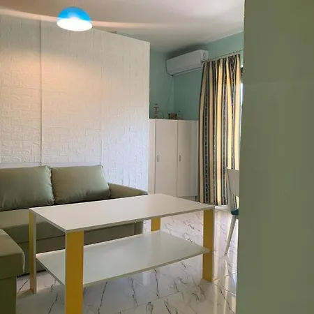 Dilianas Apart 1 Apartamento *